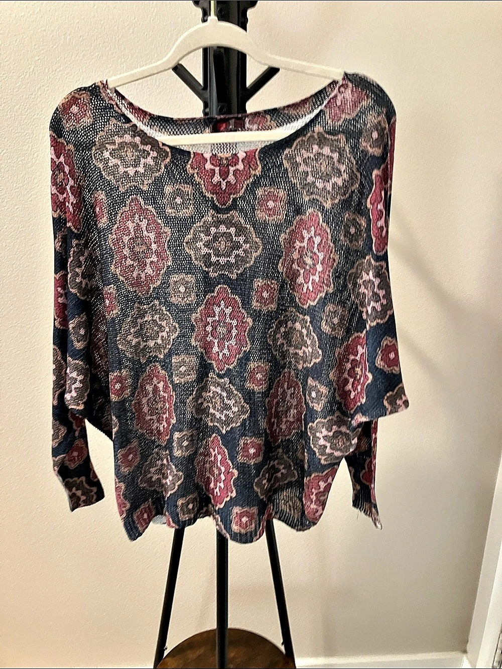 Printed Long Sleeve Tunic in Black & Red sheer geo pattern